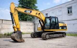 Гусеничный экскаватор CAT 320D2 (ковш 1, 2м3)