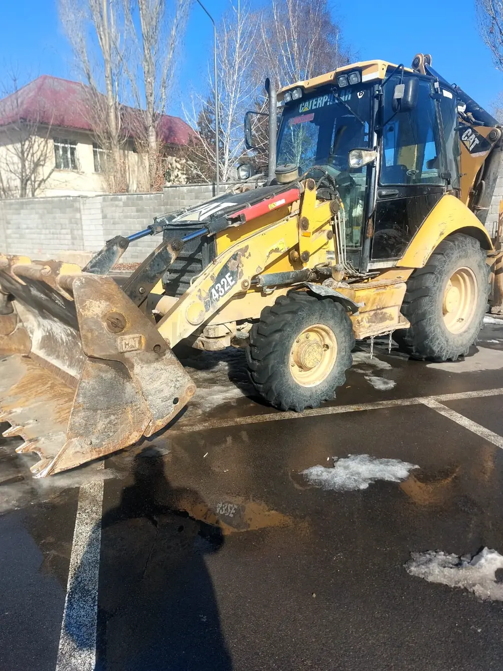 Экскаватор — погрузчик