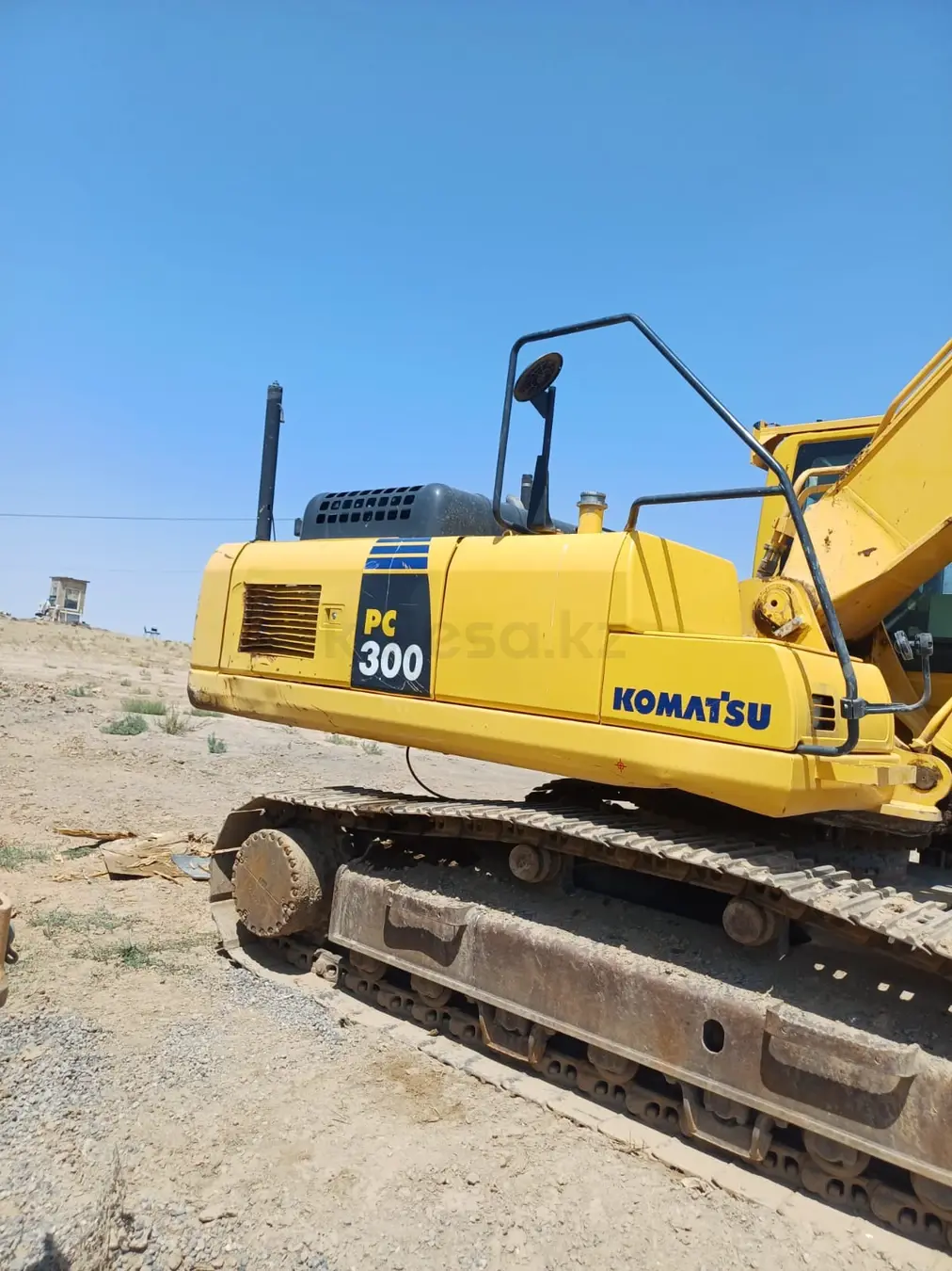 Гусеничный экскаватор - фото 2