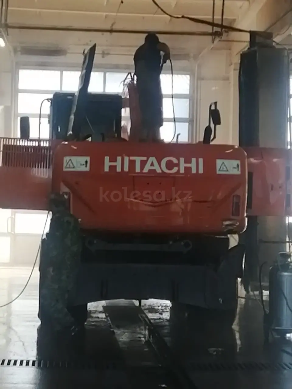 Аренда экскаватора - фото 4