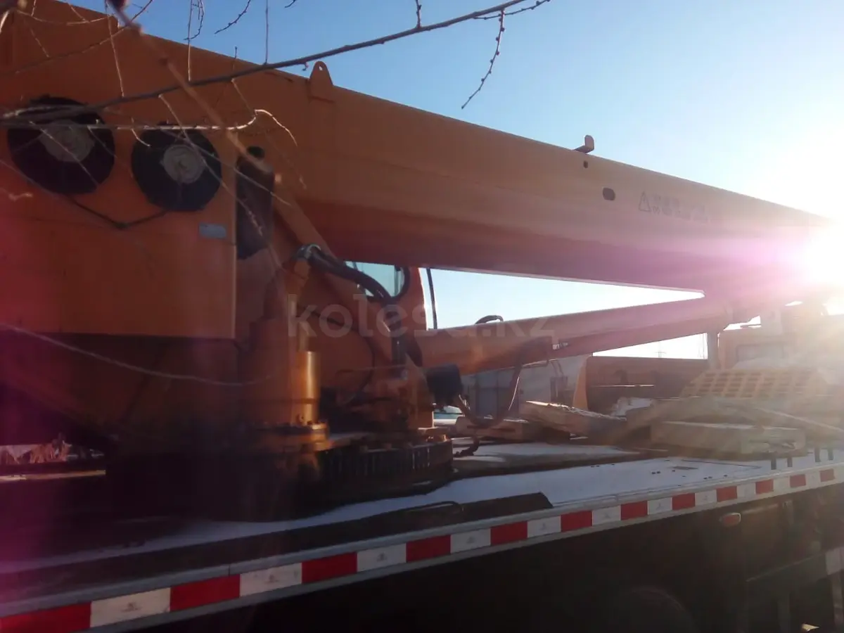 Автокран - фото 3