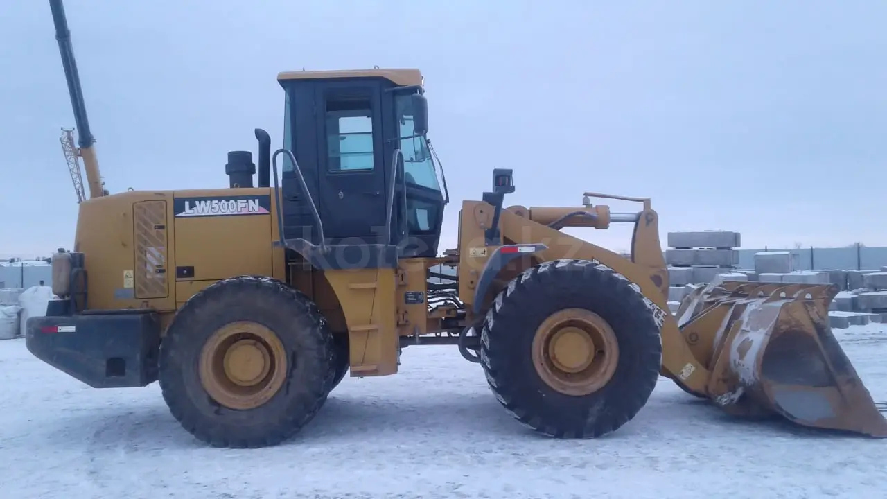 Автокраны китайские 25 тонн - фото 4