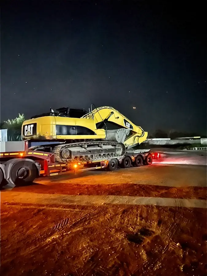 Аренда экскаваторов Caterpillar - фото 3