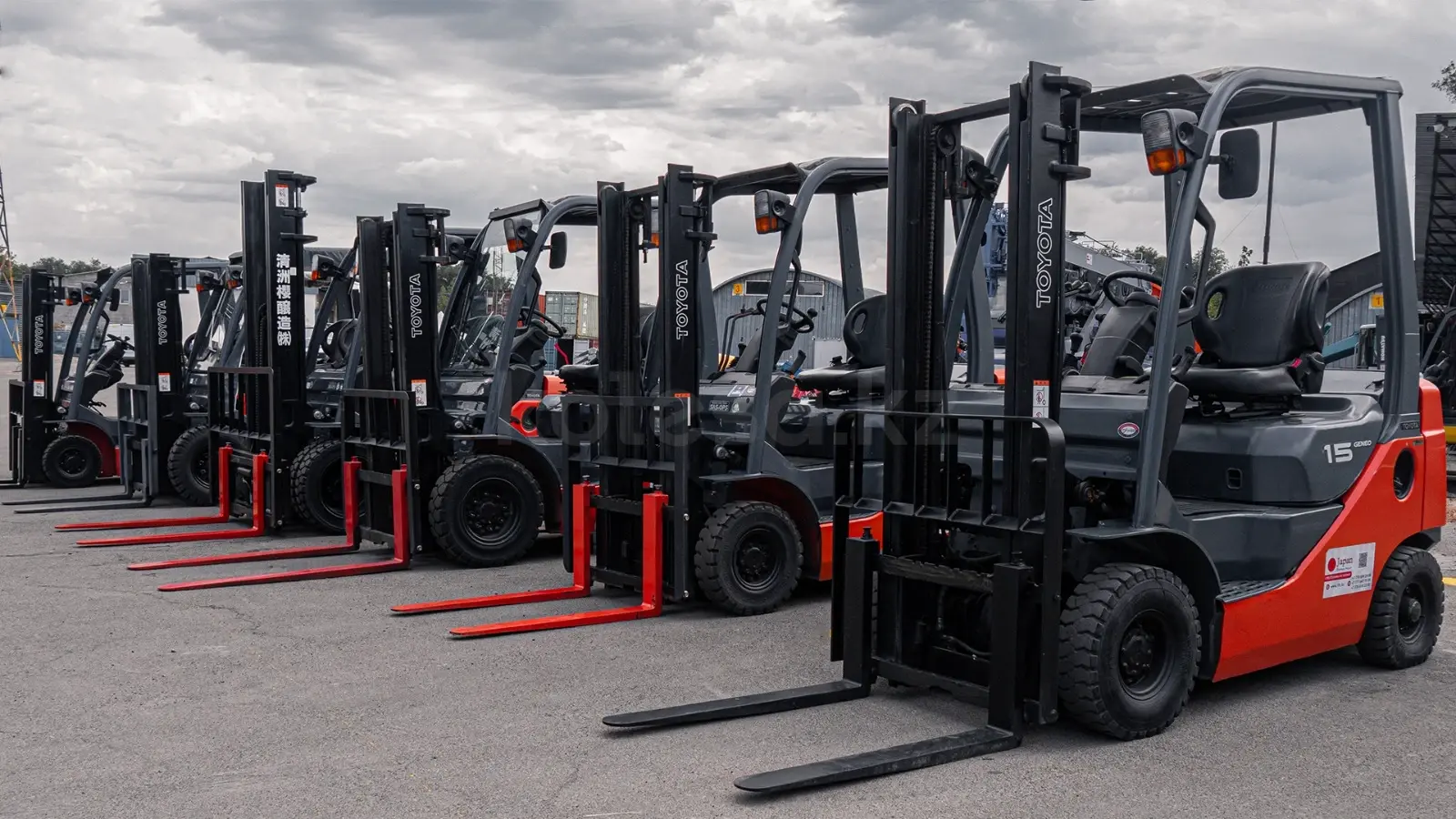 Аренда Японских вилочных погрузчиков от 1,5тонны до 3 тонн - фото 2