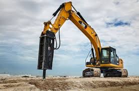 ЭКСКАВАТОР С ГИДРОМОЛОТОМ CAT 330 D2L