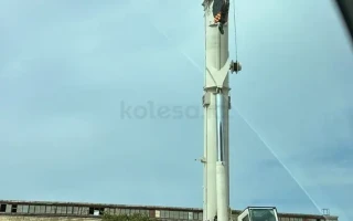 Автокран LTM 1100 2 грузоподьемностью сто тонн