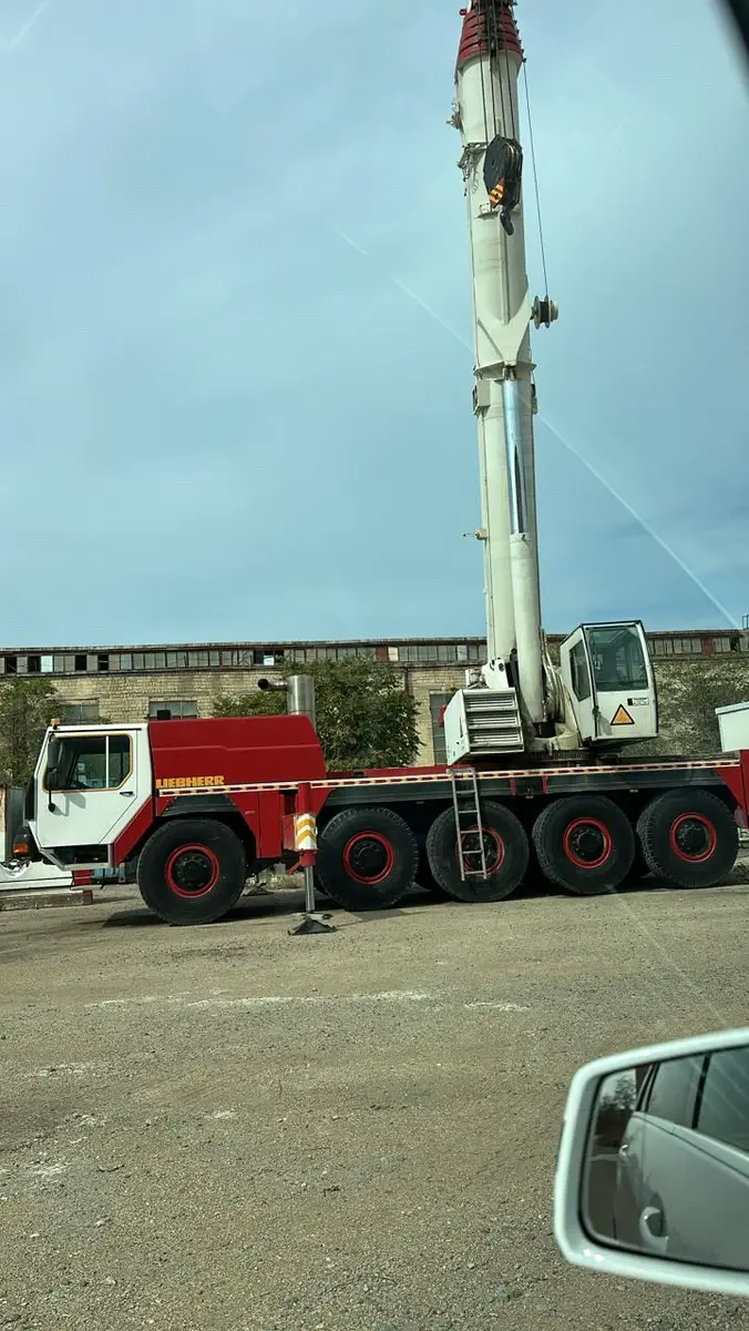 Автокран LTM 1100 2 грузоподьемностью сто тонн - фото 5