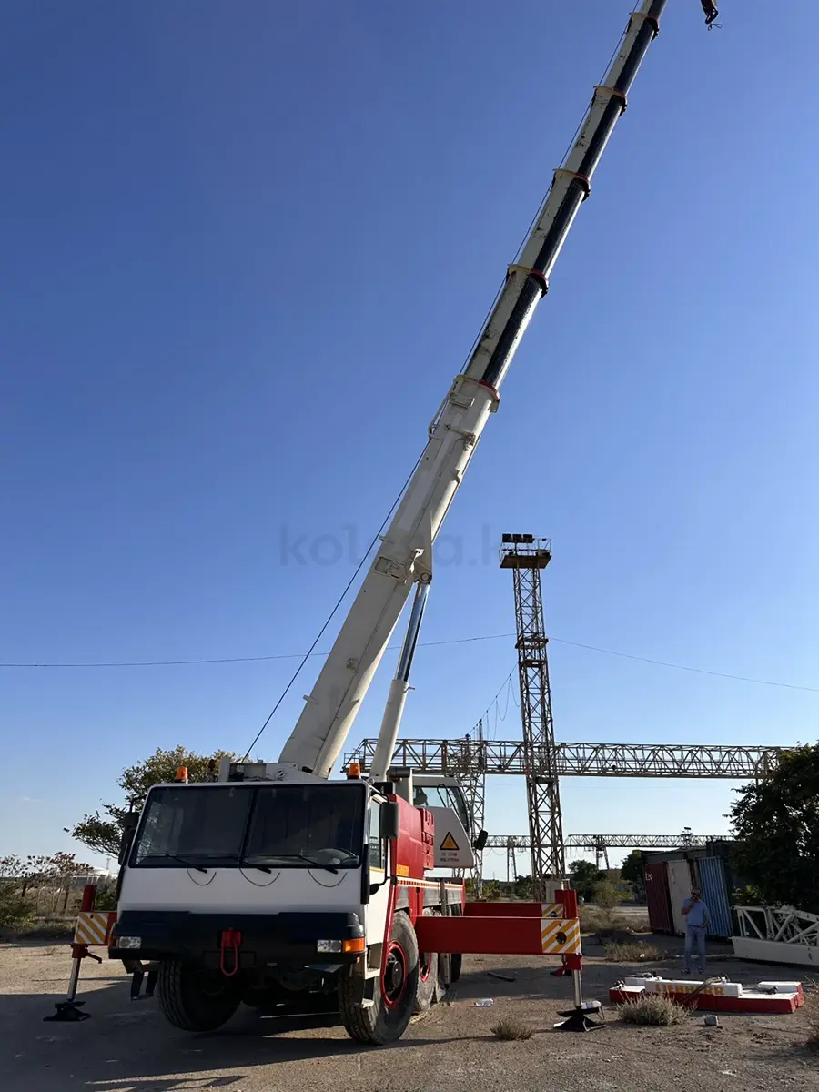 Автокран LTM 1100 2 грузоподьемностью сто тонн - фото 7