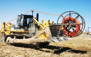 Кабелеукладчик (ВОЛС)| Бестраншейная прокладка| До 1, 25 м| Опыт