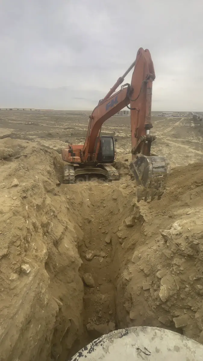 Экскаваторы с опытными операторами - фото 2