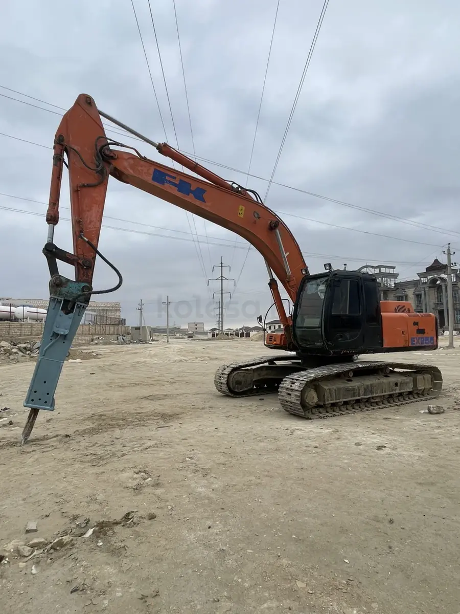 Экскаваторы с опытными операторами - фото 8