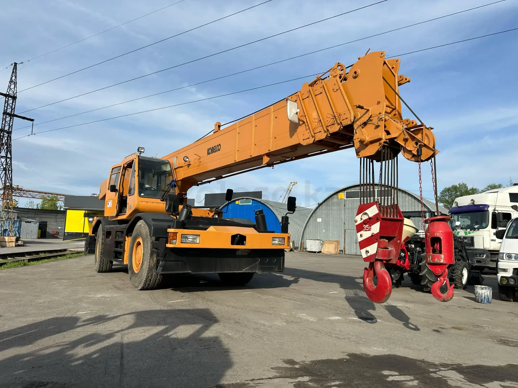 Аренда японского короткобазного крана 35 тонн - фото 9