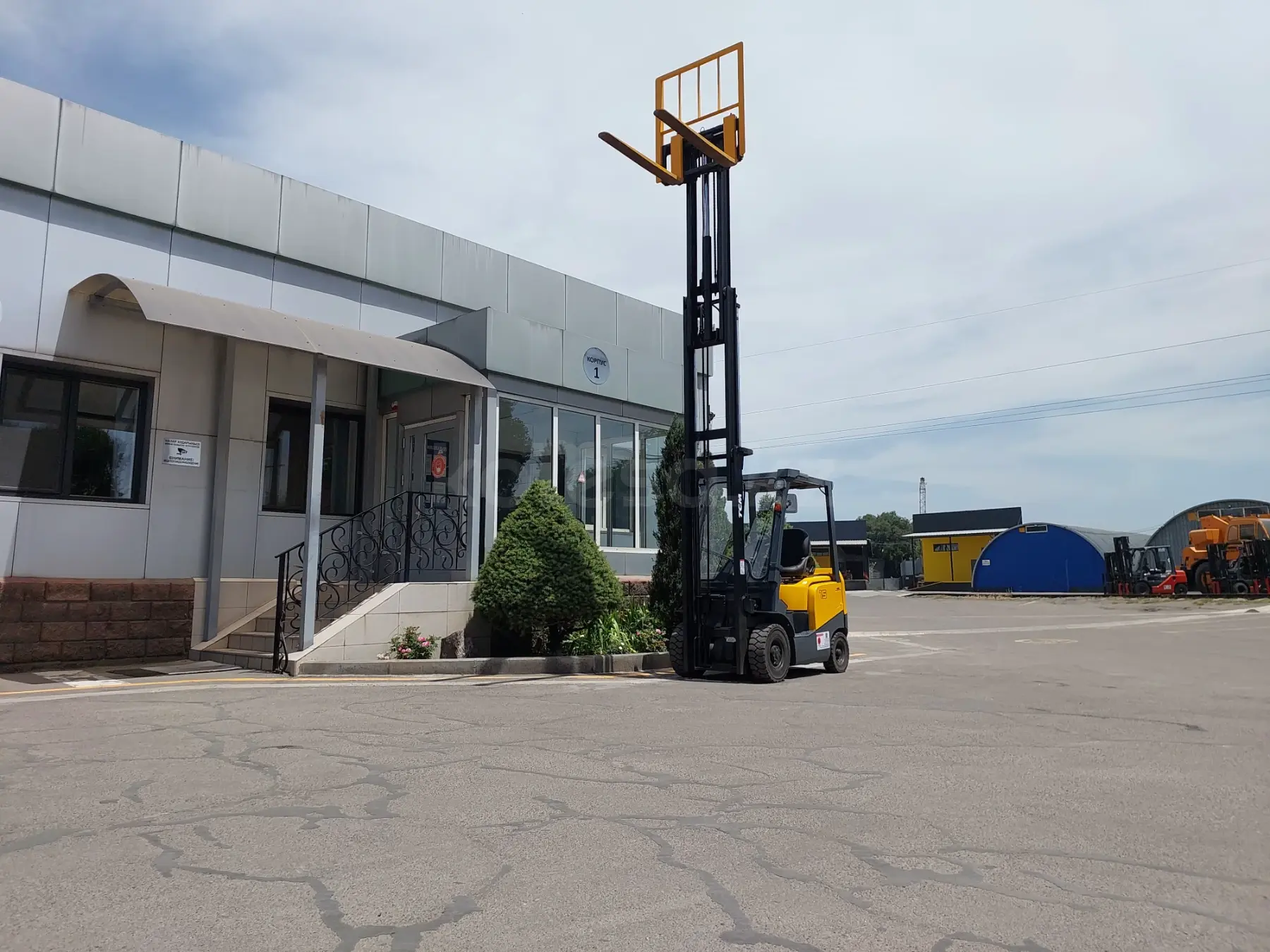 Аренда Японских вилочных погрузчиков от 1,5тонны до 3 тонн! - фото 4