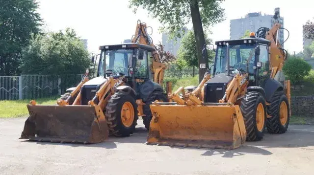 Экскаватор-погрузчик. Гидромолот. БуроЯм. - фото 3