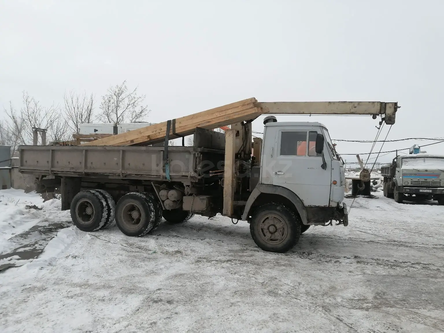 Манипулятор камаз кму 3 тонн борт до 10тон - фото 2