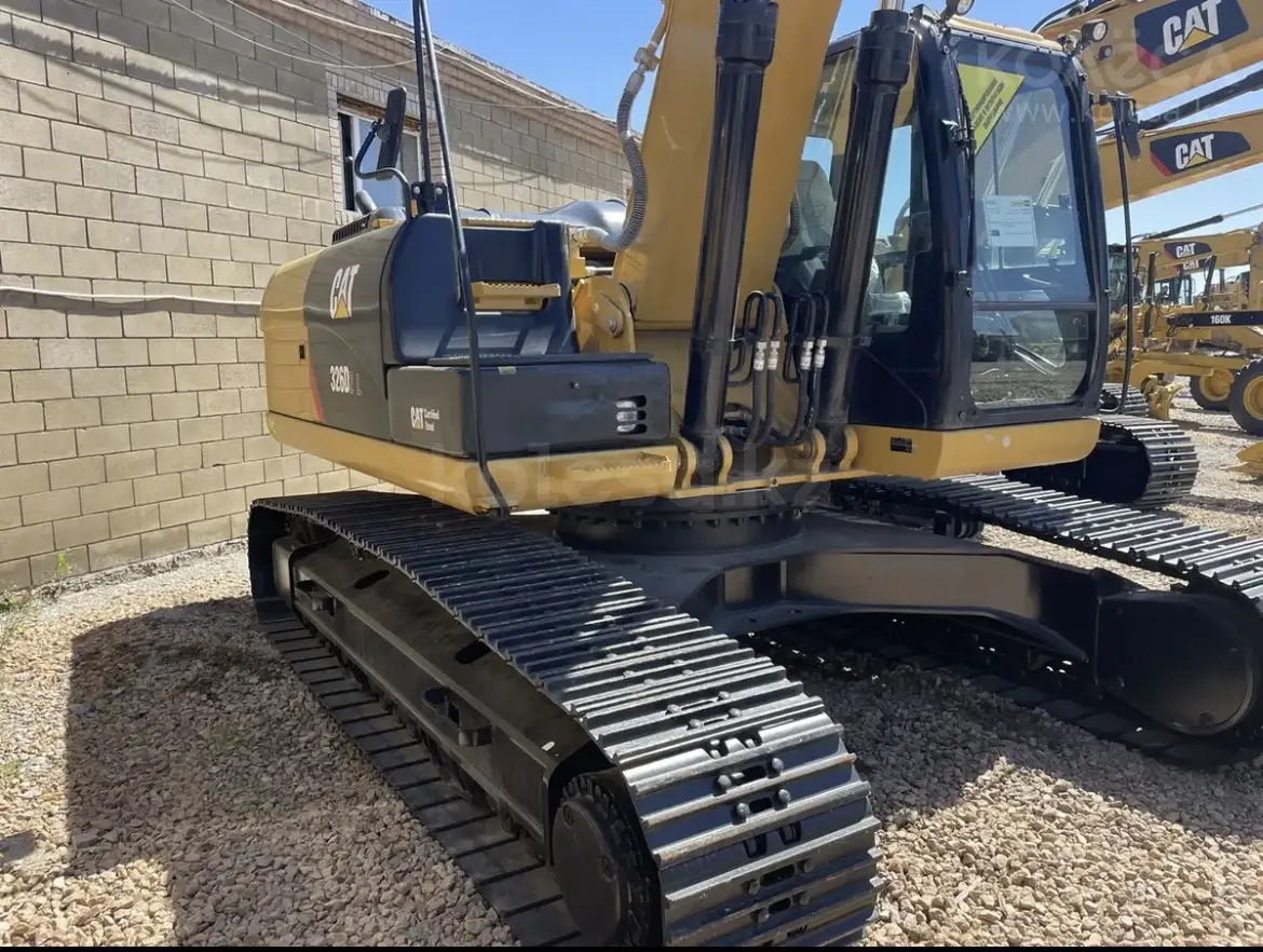 Экскаватор